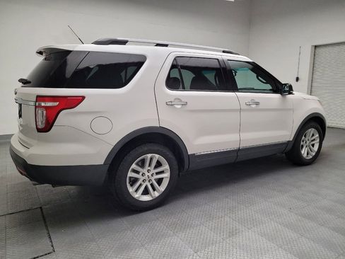 Used 2014 Ford Explorer XLT w/ Equipment Group 202A image 10