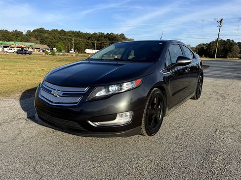 Used 2014 Chevrolet Volt image 1
