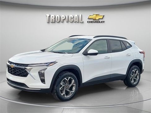 New 2026 Chevrolet Trax LT image 3