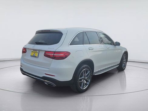 Used 2019 Mercedes-Benz GLC 300 4MATIC image 5