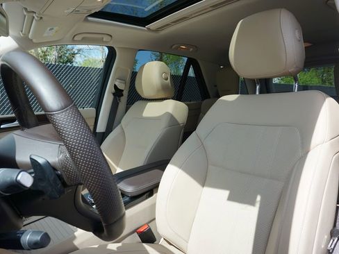 Used 2018 Mercedes-Benz GLE 350 4MATIC image 19