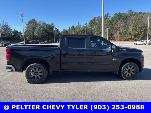 Used 2020 Chevrolet Silverado 1500 LT w/ Texas Edition image 9