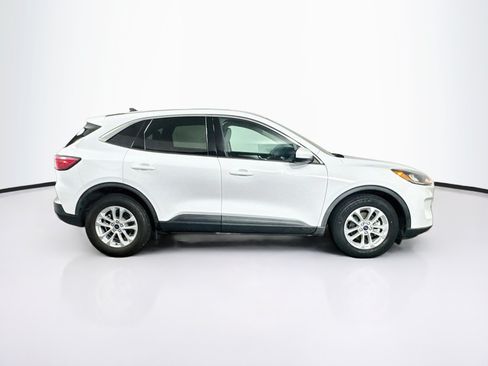Used 2021 Ford Escape SE FWD image 10