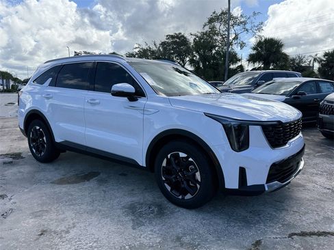 New 2026 Kia Sorento S w/ S Panoramic Sunroof Package image 2