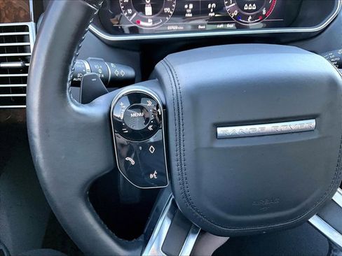 Used 2020 Land Rover Range Rover HSE image 19