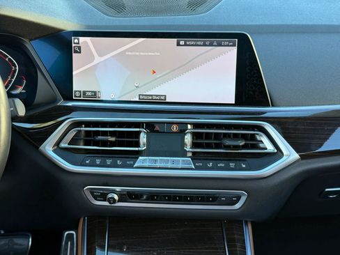 Used 2019 BMW X5 xDrive40i w/ M Sport Package image 20