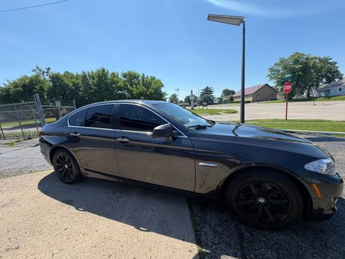 Used 2013 BMW 528i xDrive Sedan AWD/4WD image 9
