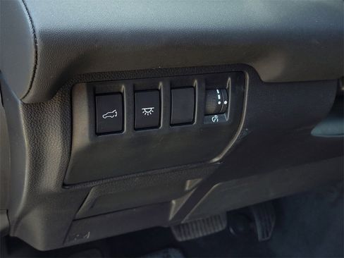 Used 2023 Subaru Ascent Limited w/ Technology Package image 28