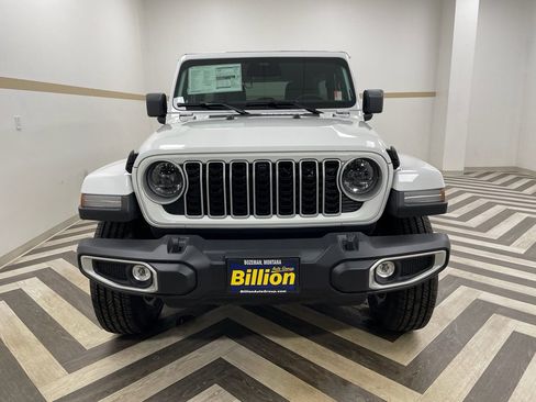 New 2026 Jeep Wrangler Sahara AWD/4WD image 14