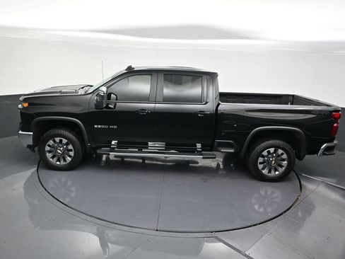 Used 2025 Chevrolet Silverado 2500 LT image 16