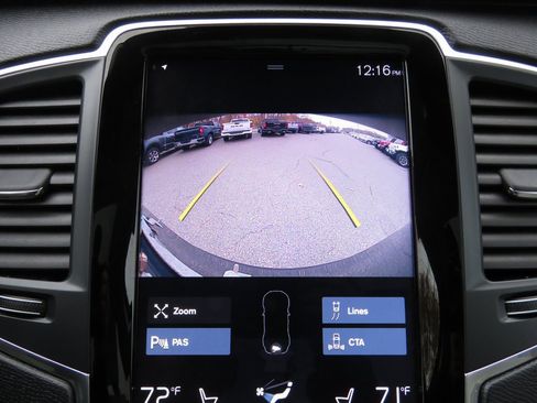 Used 2020 Volvo XC90 T6 Momentum w/ Protection Package image 30