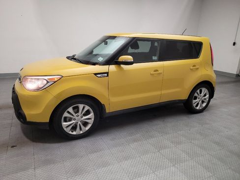 Used 2014 Kia Soul + w/ UVO w/Eservices Package FWD image 2