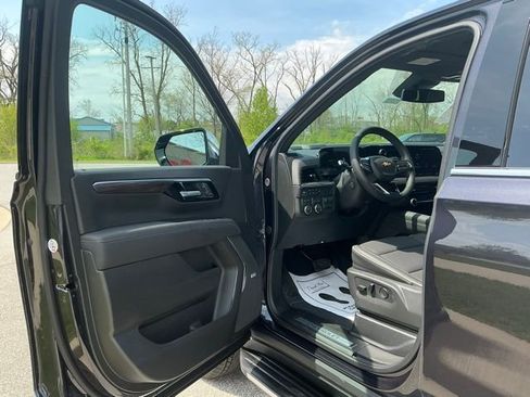 New 2026 Chevrolet Tahoe Premier w/ Sun And Tow Package AWD/4WD image 15