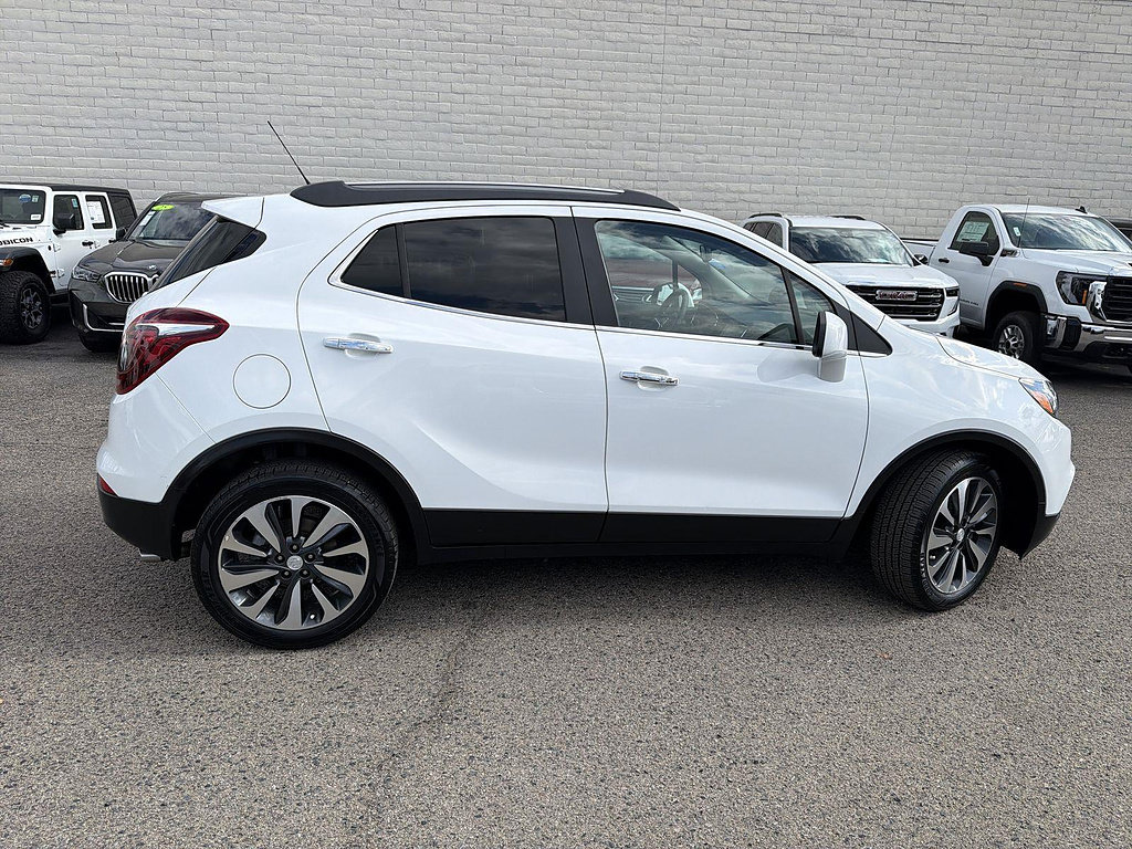 Used 2021 Buick Encore Preferred FWD image 4