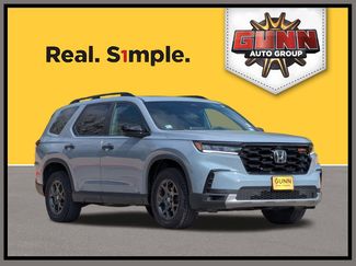 Certified 2024 Honda Pilot TrailSport video 1