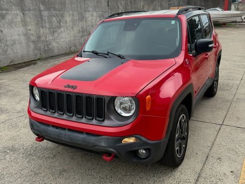 Used 2016 Jeep Renegade Trailhawk AWD/4WD image 1