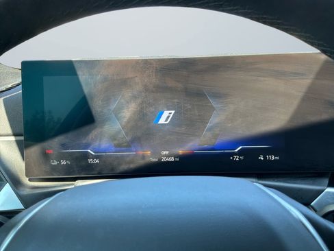 Used 2023 BMW i4 eDrive40 w/ Premium Package RWD image 11