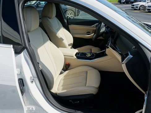 Certified 2024 BMW i4 xDrive40i w/ Premium Package image 10