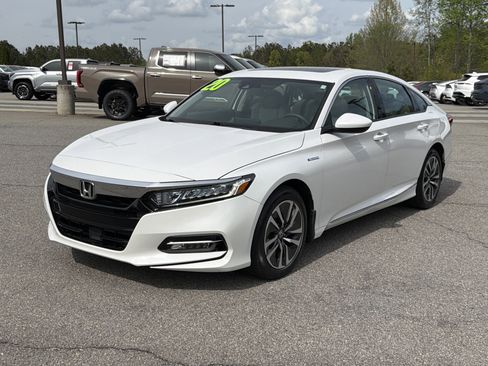 Used 2020 Honda Accord EX image 3