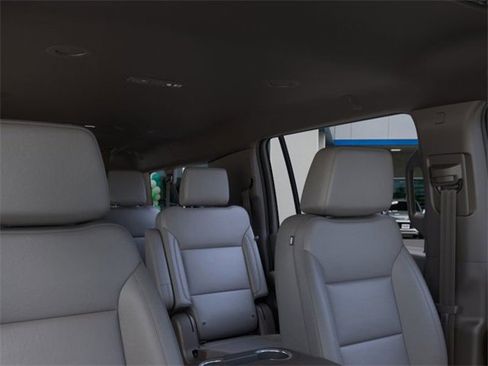New 2026 Chevrolet Suburban LT w/ Comfort Package image 24