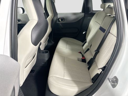 Used 2025 MINI Cooper S FWD image 30