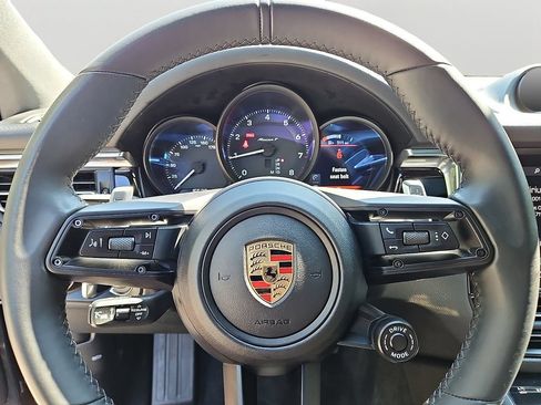 Used 2025 Porsche Macan Turbo AWD/4WD image 20