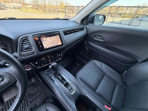Used 2016 Honda HR-V EX-L image 17