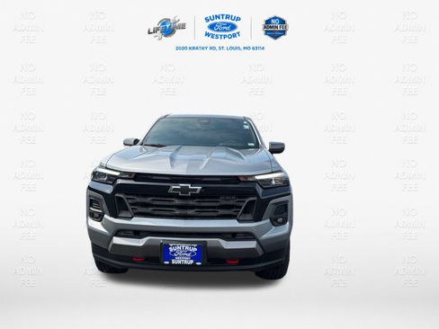 Used 2025 Chevrolet Colorado Z71 AWD/4WD image 10
