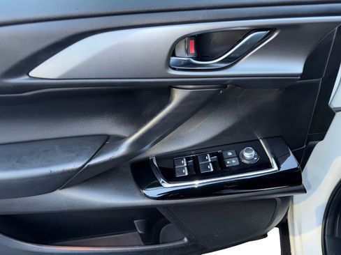 Used 2023 MAZDA CX-9 Touring Plus image 11