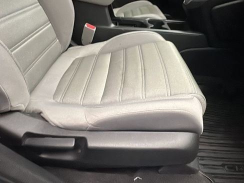 Used 2019 Honda CR-V EX image 17
