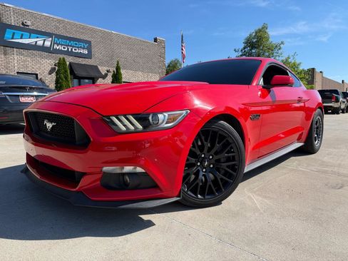 Used 2017 Ford Mustang GT w/ GT Performance Package RWD image 1