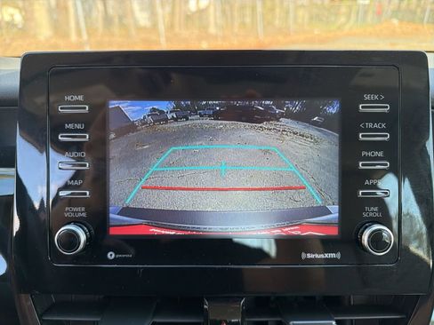 Used 2024 Toyota Camry SE image 24