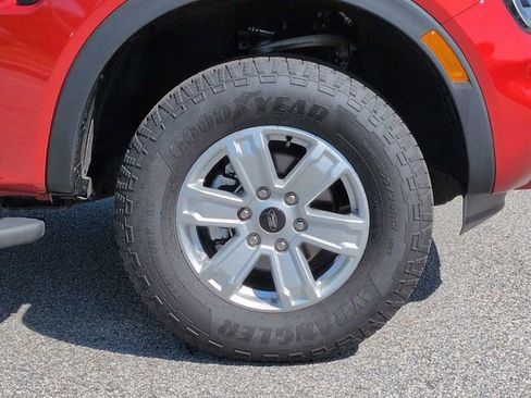 Used 2024 Ford Ranger XL image 11