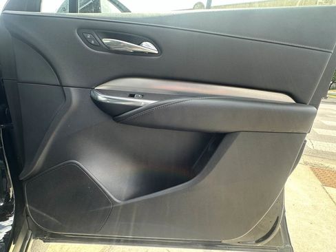 Used 2019 Cadillac XT4 Premium Luxury image 22