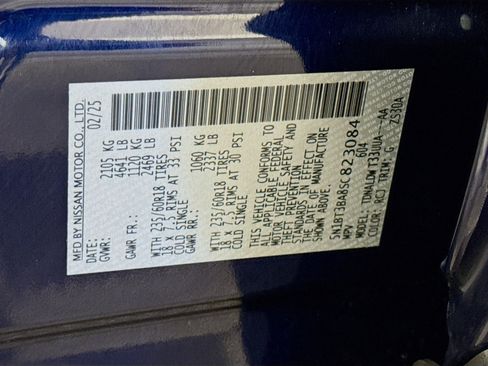 Used 2025 Nissan Rogue SV image 40