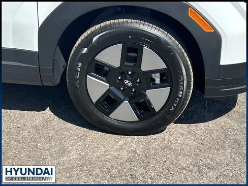 New 2026 Hyundai Santa Fe SEL FWD image 9