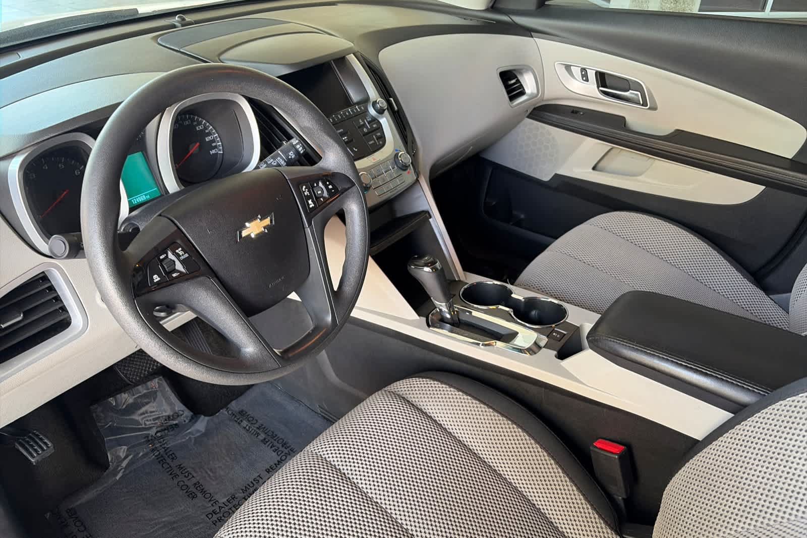Used 2017 Chevrolet Equinox LS AWD/4WD image 11