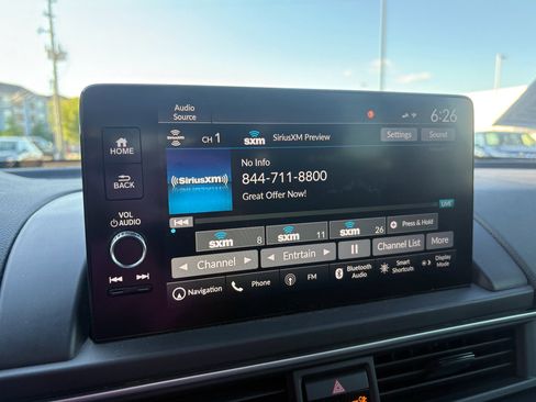 Certified 2023 Honda Pilot Touring image 20