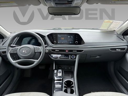 Used 2020 Hyundai Sonata SEL w/ Convenience Package image 2