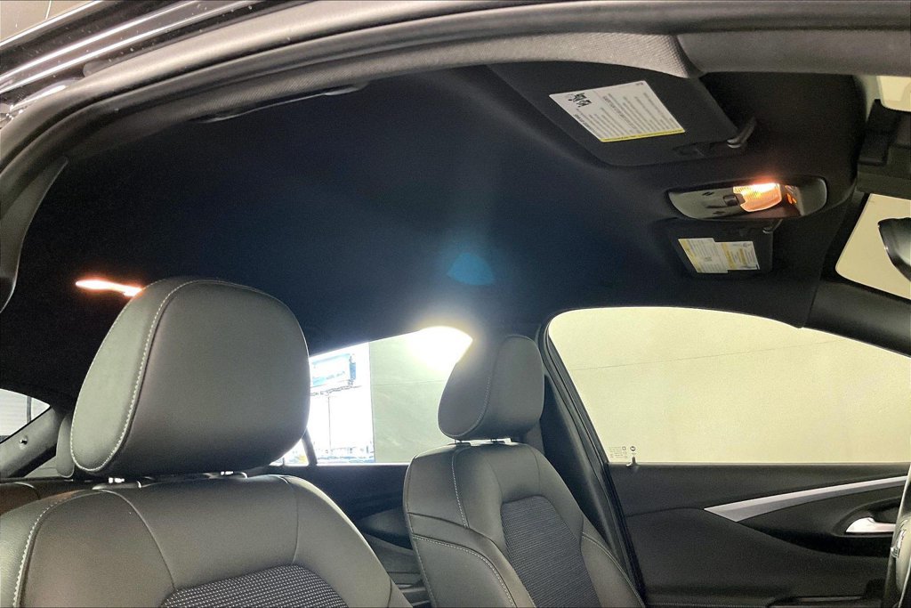 Used 2024 Buick Envista Preferred w/ Convenience I Package FWD image 19