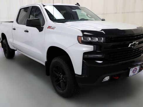 Certified 2021 Chevrolet Silverado 1500 LT Trail Boss w/ Convenience Package II AWD/4WD image 16