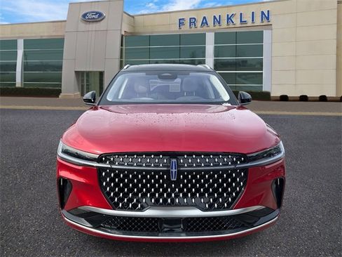 New 2026 Lincoln Nautilus Reserve image 2