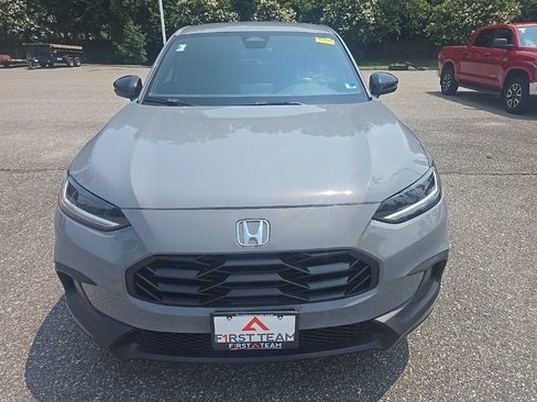 Used 2024 Honda HR-V Sport image 2