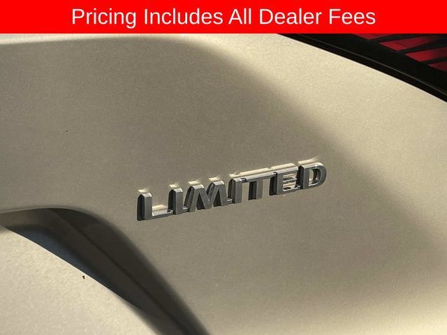Used 2024 Toyota bZ4X FWD image 8