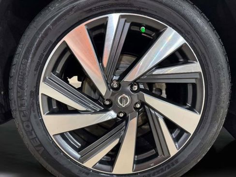 Used 2022 Lexus RX 350L Premium image 32