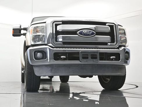 Used 2011 Ford F350 Lariat w/ Lariat Interior Pkg AWD/4WD image 38