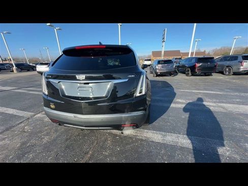 Certified 2022 Cadillac XT5 Sportv w/ Technology Package image 7