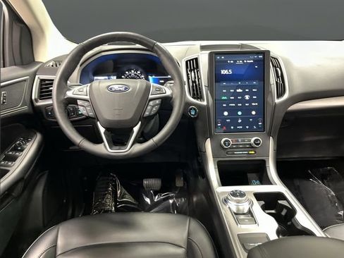 Used 2023 Ford Edge SEL w/ Convenience Package image 5