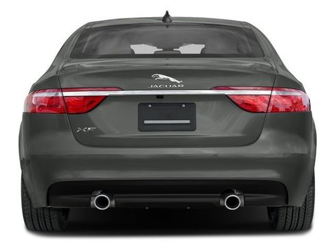 Used 2016 Jaguar XF Prestige RWD image 6