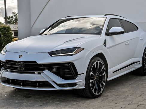 Used 2024 Lamborghini Urus S AWD/4WD image 6